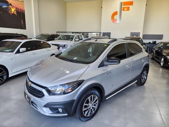 CHEVROLET ONIX 1.4 MPFI ACTIV 8V FLEX 4P AUTOMÁTICO CHEVROLET ONIX 1.4 MPFI ACTIV 8V FLEX 4P AUTOMÁTICO